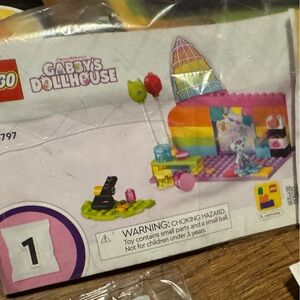 Gabby's Dollhouse Lego building set 5 bags w/ 5 instruction books
